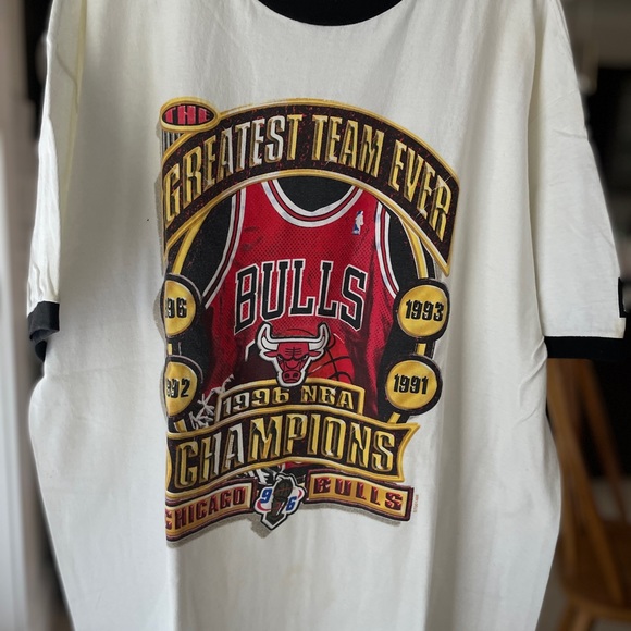 1996 Chicago Bulls Greatest Team T shirt - Picture 1 of 3